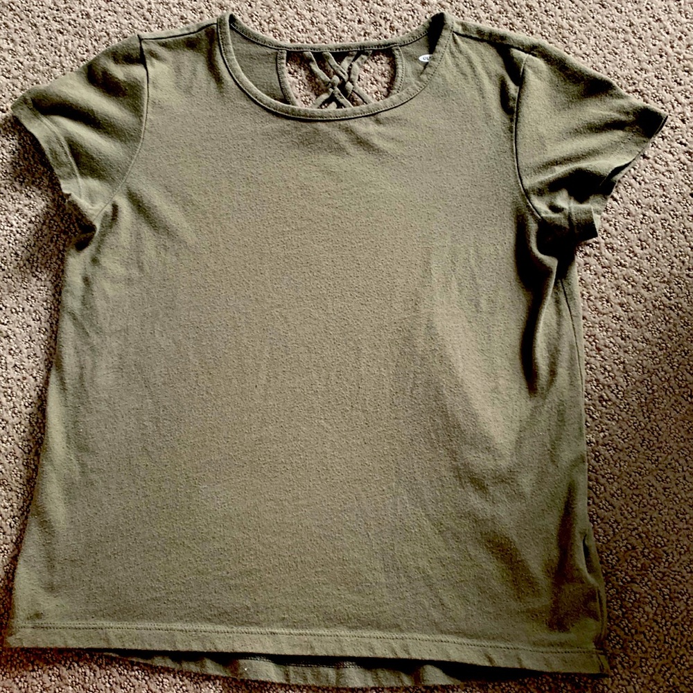 Old navy short sleeve tee shirt
